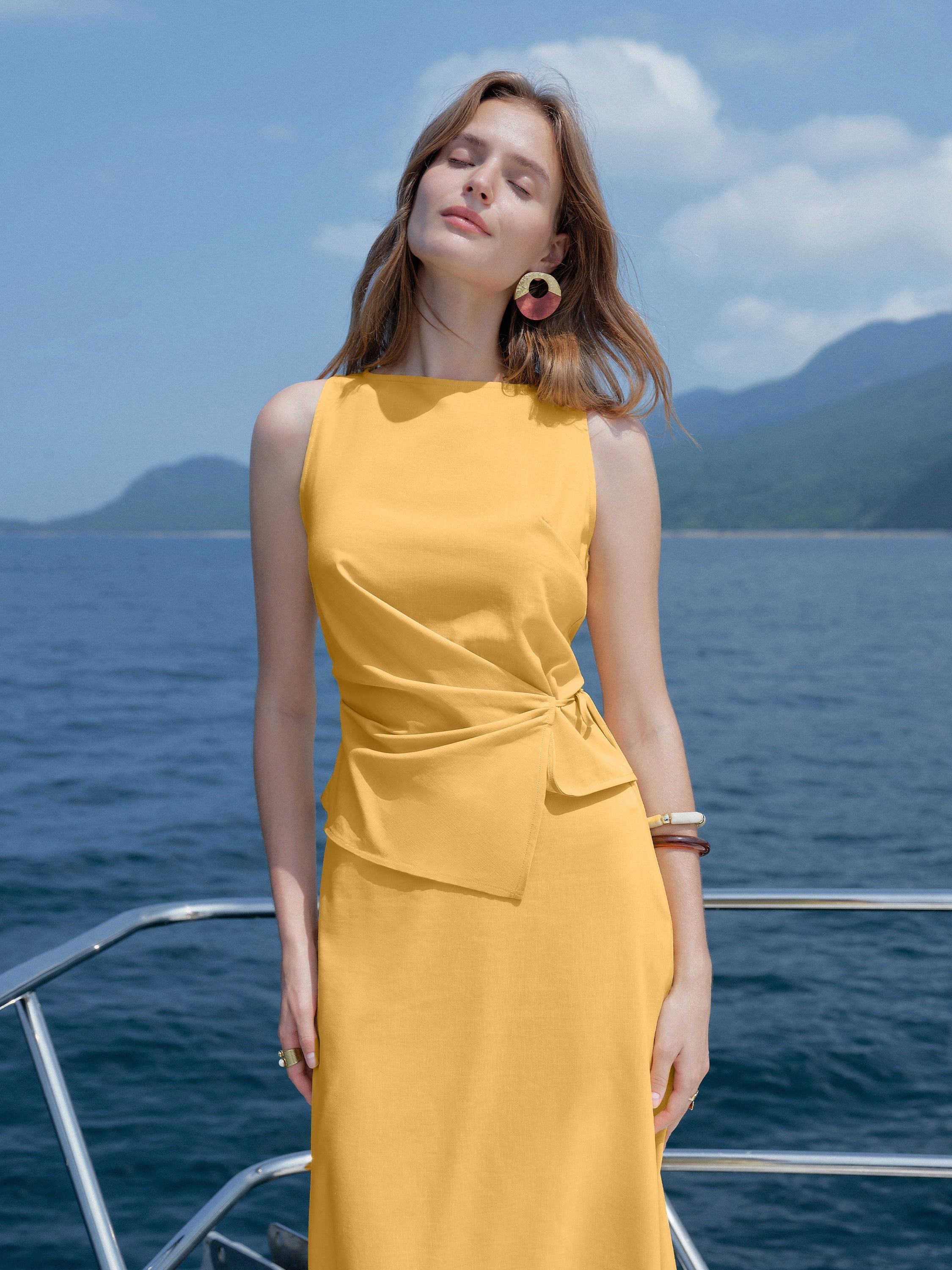 Lyocell-Linen Blend Boatneck Waist-Defined Top