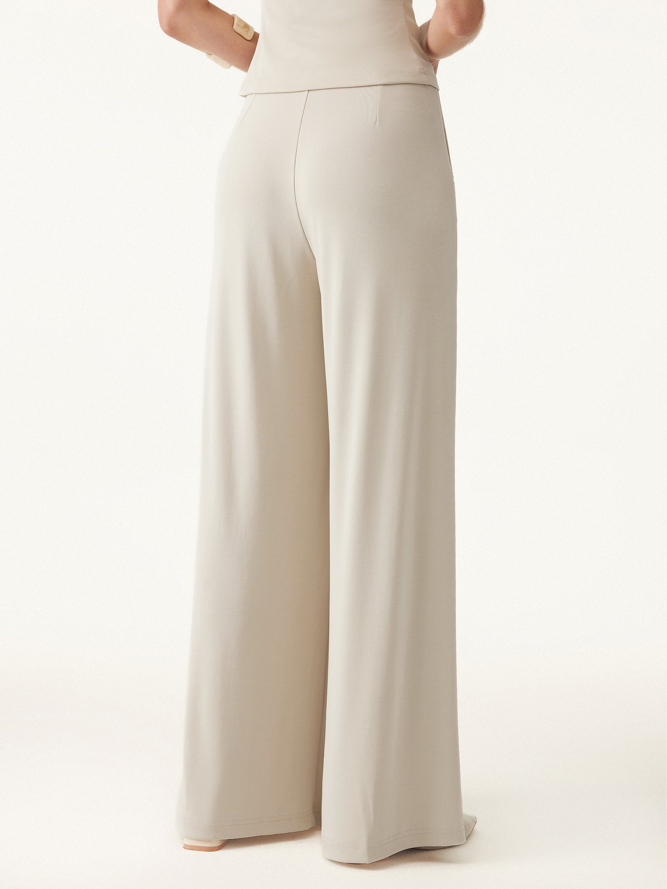 2Pcs Set Crewneck Short Sleeve Tee & Mid Rise Pleated Wide Leg Pant with Pockets