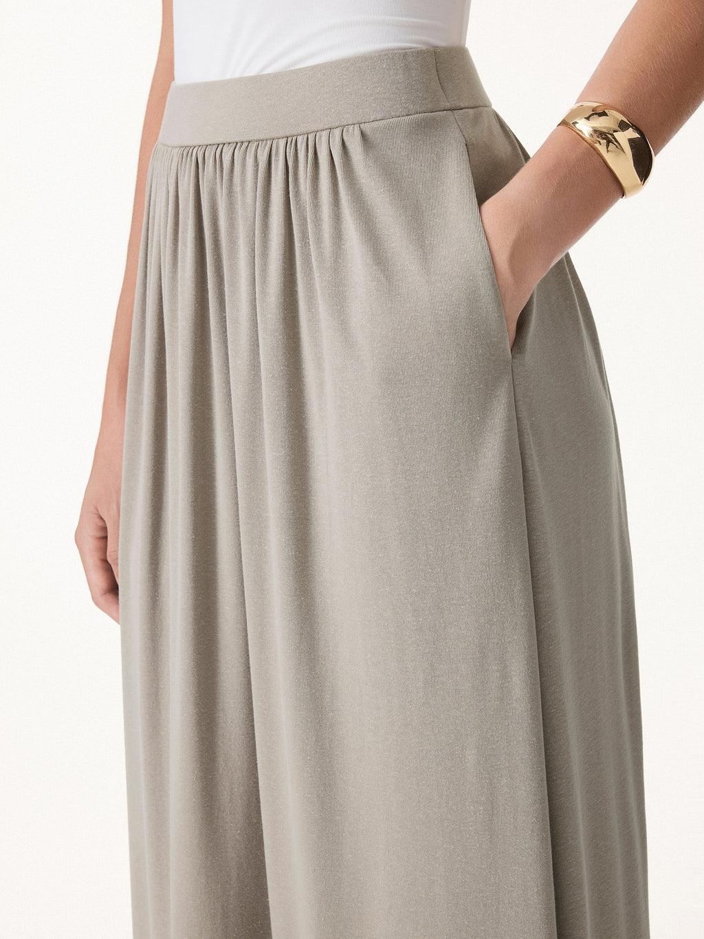 2Pcs Set Spaghetti Bra Top with Side Slit & A-Line Maxi Skirt with Pockets