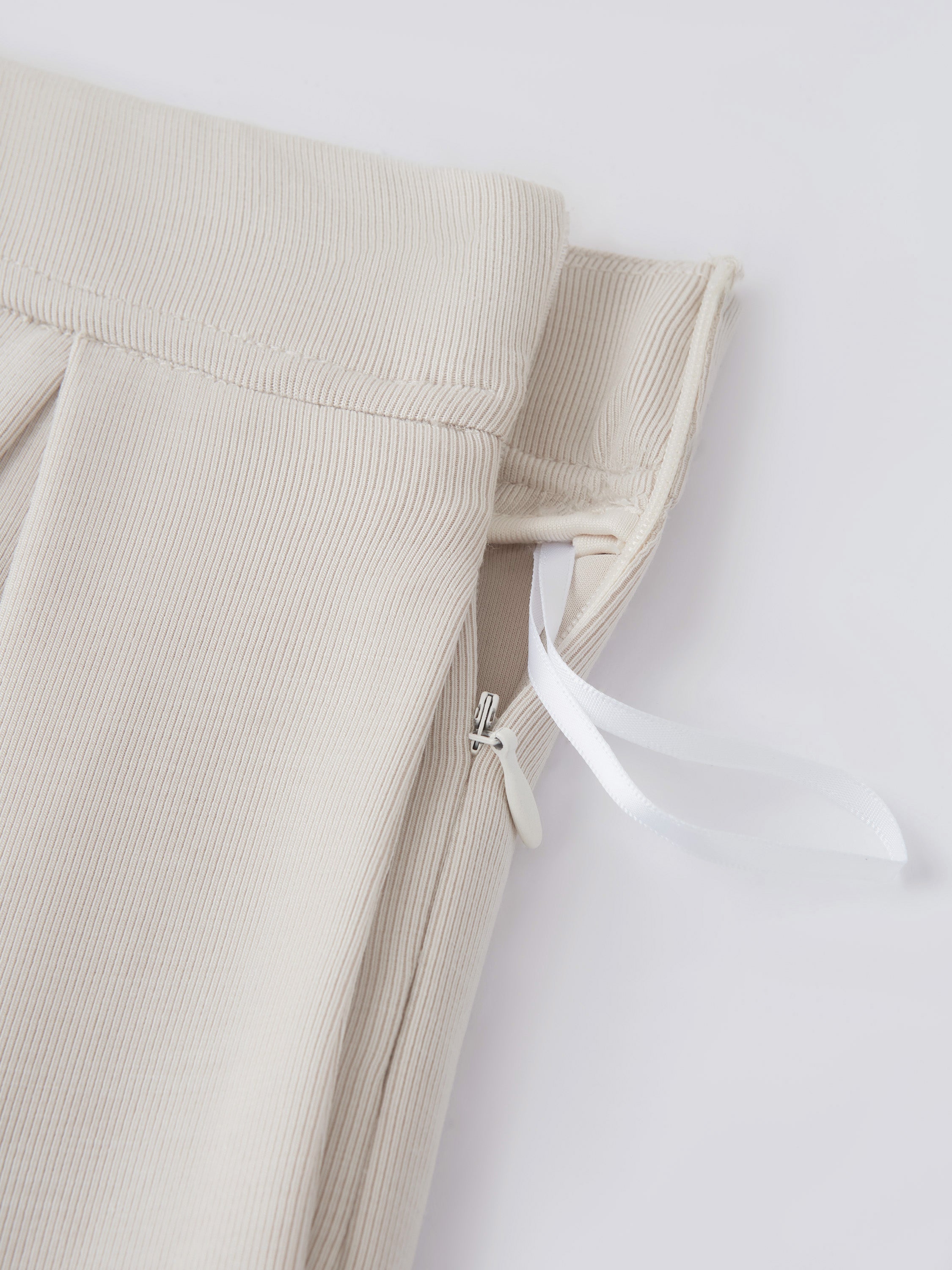 Lyocell Blend Volume Skirt with Pockets
